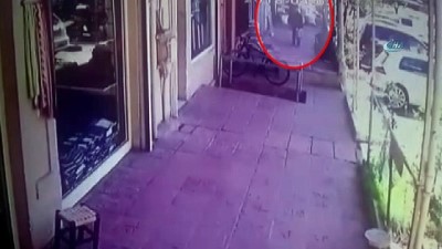 pazarci -  Tarihi Büyük Valide Han'da alışveriş yapan şahıs 1 buçuk metrelik boşluğa böyle düştü  Videosu