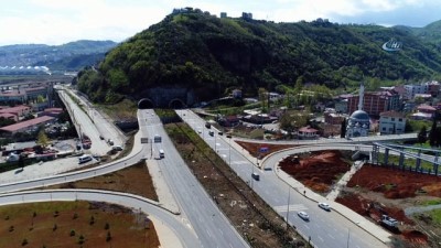 kamulastirma -  Yaklaşık 2,5 milyarlık Kanuni Bulvarı Projesi'nde bir tünel daha hizmete girdi...Tünel havadan görüntülendi  Videosu