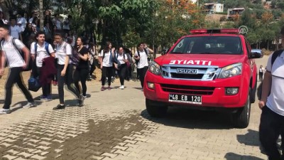 ogretmen - Bodrum'da lisede yangın - MUĞLA  Videosu