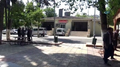 intihar -  Genç kızın sır ölümü...4 katlı binanın terasından atlayan genç kız hayatını kaybetti  Videosu