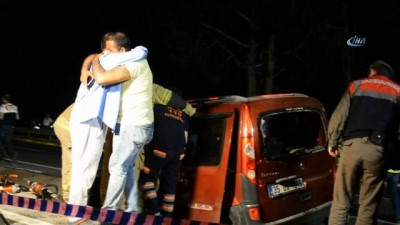 tur otobusu -  İzmir’de katliam gibi kaza... Bir aile kazada yok oldu: 5 ölü, 1 ağır yaralı  Videosu