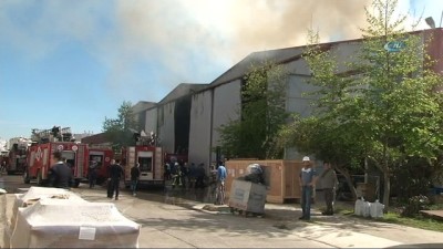  Antalya’da Serbest Bölge’deki yangın havadan böyle görüntülendi 