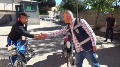 emniyet teskilati -  Çaldıkları motosikletleri tanınmaz hale getirdiler Videosu