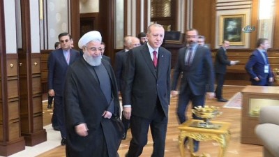  Cumhurbaşkanı Erdoğan, İran Cumhurbaşkanı Ruhani ile baş başa görüştü 