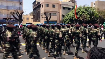 zirhli araclar - Senegal'in bağımsızlığının 58. yıl dönümü kutlandı - DAKAR Videosu