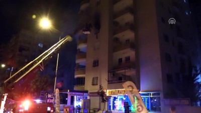 polis araci - Işıldak kablosundaki kısa devre yangına neden oldu - ADANA  Videosu