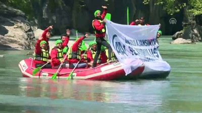 adrenalin - Rafting botları, 98. kuruluş yıl dönümünü kutlayan Anadolu Ajansı için suya indi - ANTALYA Videosu
