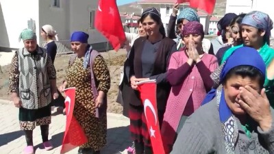 davul zurna - Ahıska Türkü gençlerin askerlik heyecanı - ERZİNCAN  Videosu