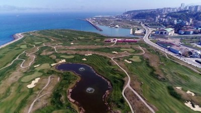 golf turnuvasi - Dünyanın denize dolgu ilk golf sahası artık 18 çukur Videosu