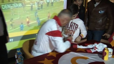 derbi maci - Cevad Prekazi, Galatasaraylı taraftarlarla buluştu  Videosu