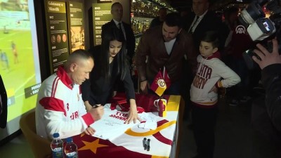 Prekazi, taraftarlarla buluştu - İSTANBUL 