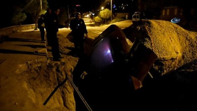 asiri hiz -  Tokat’ta virajı alamayan otomobil kanala düştü  Videosu