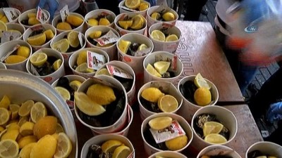 sekte -  Doğum gününü dünya midye günü ilan eden bir midyeci 8,5 ton midye dağıttı Videosu