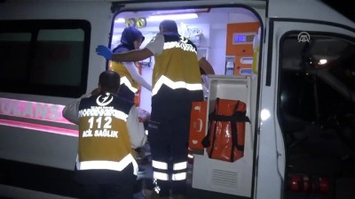 Kaza yapan ambulansta 4 kişi yaralandı - ERZİNCAN 