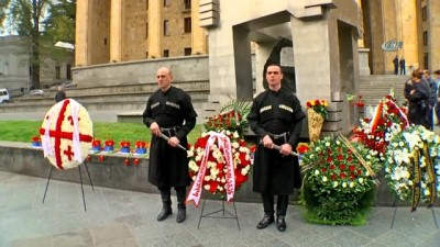  - Gürcistan'da 9 Nisan Faciasının Kurbanları Anıldı