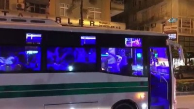 eve donus -  Karnavala doyamayanlar otobüste dans etti  Videosu