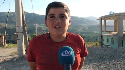 teroristler -  Teröristlerden temizlenen dağlarda dev Türk bayrağı dalgalanıyor  Videosu