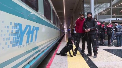 dedektor kopek - Gar ve terminallerde asayiş denetimi - ANKARA Videosu