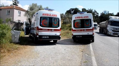 yolcu minibus -  Milas’ta yolcu minibüsü şarampole devrildi: 3 yaralı Videosu