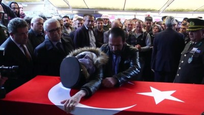 cenaze araci - Şehit Peker son yolculuğuna uğurlandı - SİVAS  Videosu