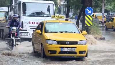 gard - İzmir'de şiddetli yağış (2) Videosu
