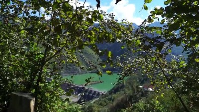 yalcin kaya - 'Mühendislik harikası' Deriner Barajı havadan görüntülendi - ARTVİN Videosu