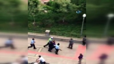 sondurme tupu -  Protesto için aracını adliye önünde yaktı... O anlar kameraya böyle yansıdı  Videosu