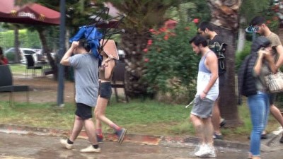 muzik festivali -  Duş alamayan kampçıların imdadına yağmur yetişti Videosu