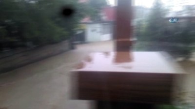 amator kamera -  Ergani’de aşırı yağış sele neden oldu Videosu