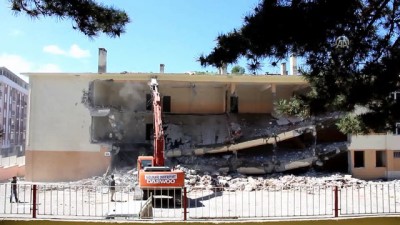 yikim calismalari - Havza'da depreme dayanıksız okul binası yıkıldı - SAMSUN  Videosu