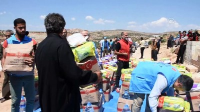 15 bin kisi - Diyanet Vakfından Suriye'ye ramazan yardımı - İDLİB Videosu