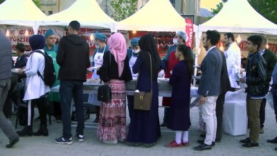 Hakkari Belediyesi iftar çadırı açtı