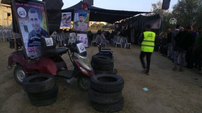 tekerlekli sandalye - Tekerlekli sandalyeye dökülen kan: Fadi Ebu Salah - GAZZE  Videosu