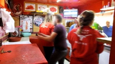  Ete kadın eli değdi 