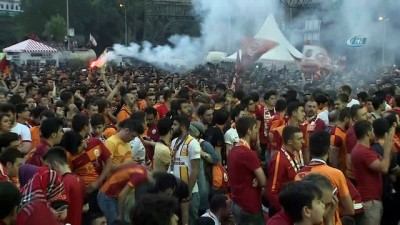 Galatasaraylı taraftarlar maçı böyle izledi