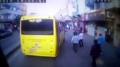 Halk otobüsüne saldırı anı kamerada - GAZİANTEP