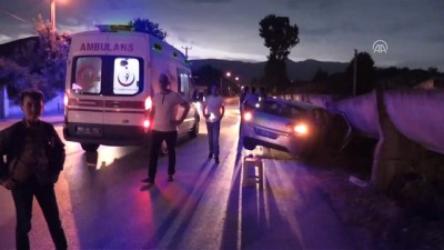Otomobille motosiklet çarpıştı: 5 yaralı - DÜZCE