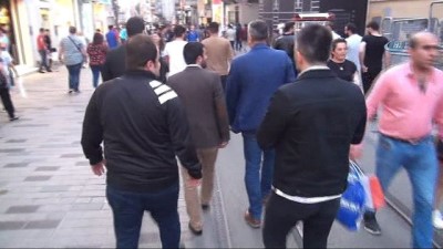 zabita -  Taksim’de dilenci ve hanutçu operasyonu  Videosu