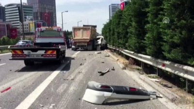 Trafik kazası: 2 yaralı - İSTANBUL 