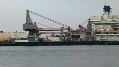 boru hatti -  Dünyanın en büyük inşaat gemisi Pioneering Spirit, İstanbul Boğazından geçiyor  Videosu