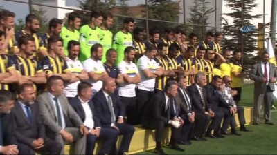 fedakarlik -  MKE Ankaragücü'nden İHA'ya şampiyonluk pozu  Videosu