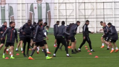 'Tek arzumuz Konyaspor'un ligde kalması' - KONYA