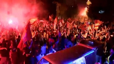 sampiyon - Florya bayram yerine döndü  Videosu