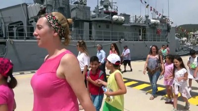 biz de variz - Askeri savaş gemilerine ziyaretçi akını - MUĞLA  Videosu