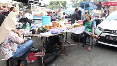 esmer seker - Endonezya’da iftar sofrasının vazgeçilmezi muz çorbası - CAKARTA  Videosu