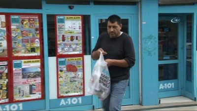 siyer -  Sultangazi’de soyulan markette alışveriş yapmaya devam ettiler  Videosu