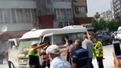 toplu tasima -  Hareket halindeki dolmuş böyle yandı  Videosu