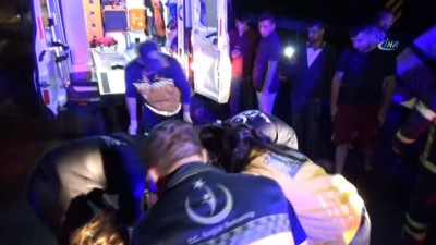 karayollari -  Kazada hurdaya dönen tır kabininden sağ çıktı  Videosu