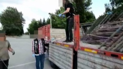 insaat malzemesi -  Tırda yüklü demir inşaat iskelelerinden eroin çıktı  Videosu