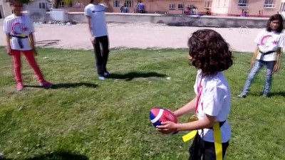 futbol maci - Ödünç ragbi topuyla şampiyon oldular - KONYA  Videosu